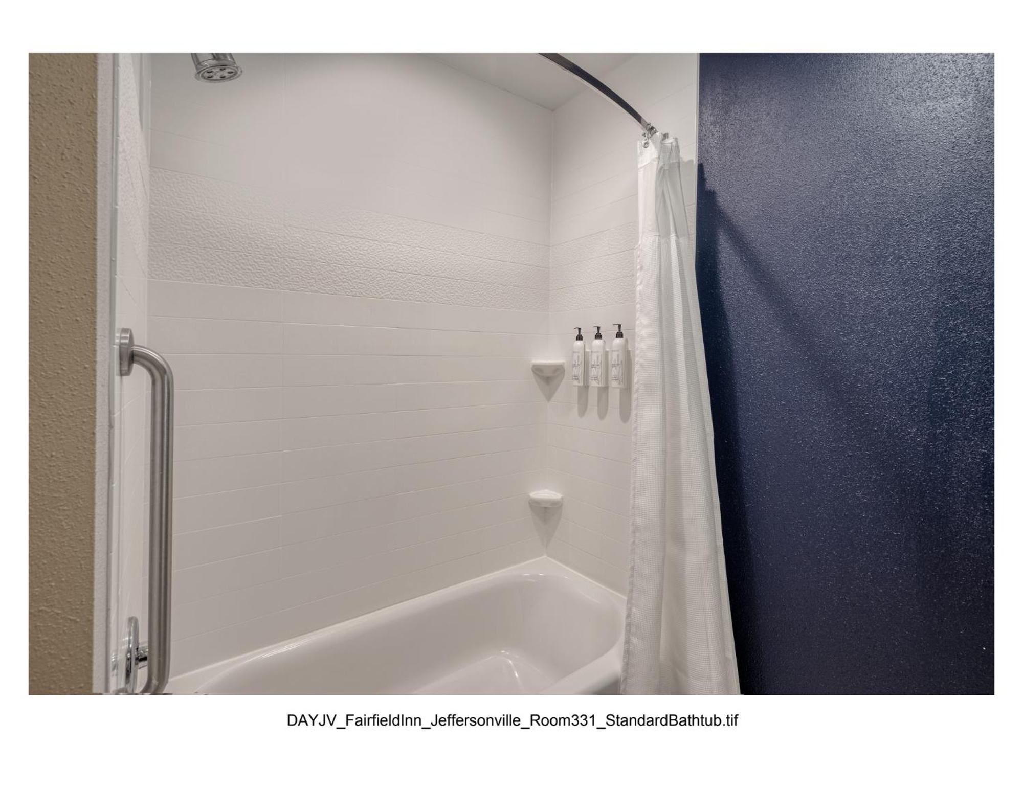 Fairfield Inn & Suites By Marriott Jeffersonville I-71 Esterno foto