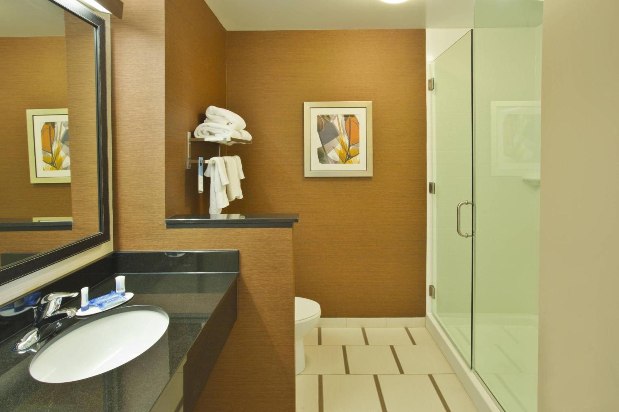 Fairfield Inn & Suites By Marriott Jeffersonville I-71 Esterno foto